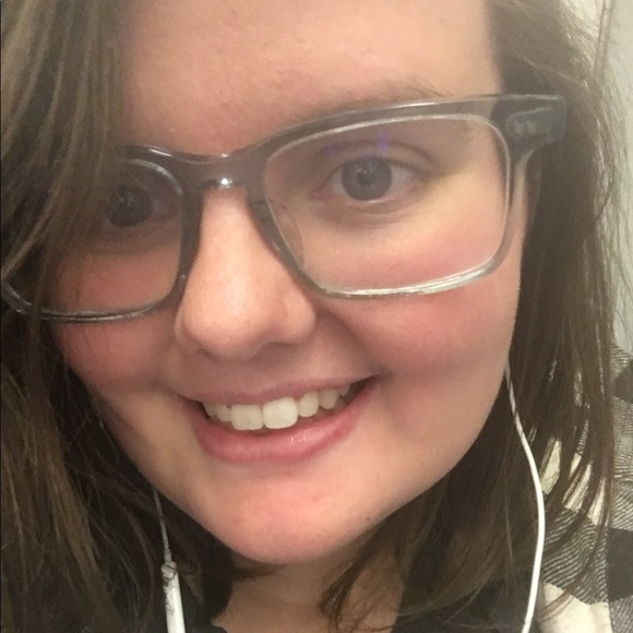 Meet your Posher, Suzette - Picture 1 of 1